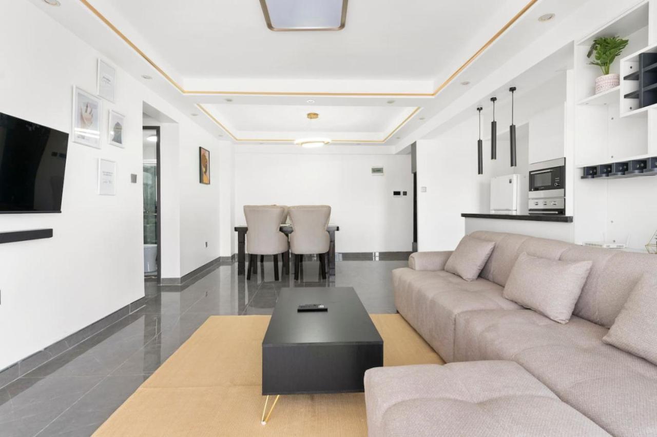 Stylish 2 Bedroom With King Bed, Gym, Children Playground And Panoramic Views Nairobi