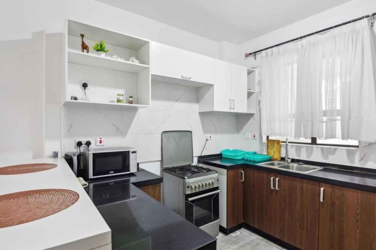 The Nest 2br With Prime Location,gym And Fast Wifi Apartment