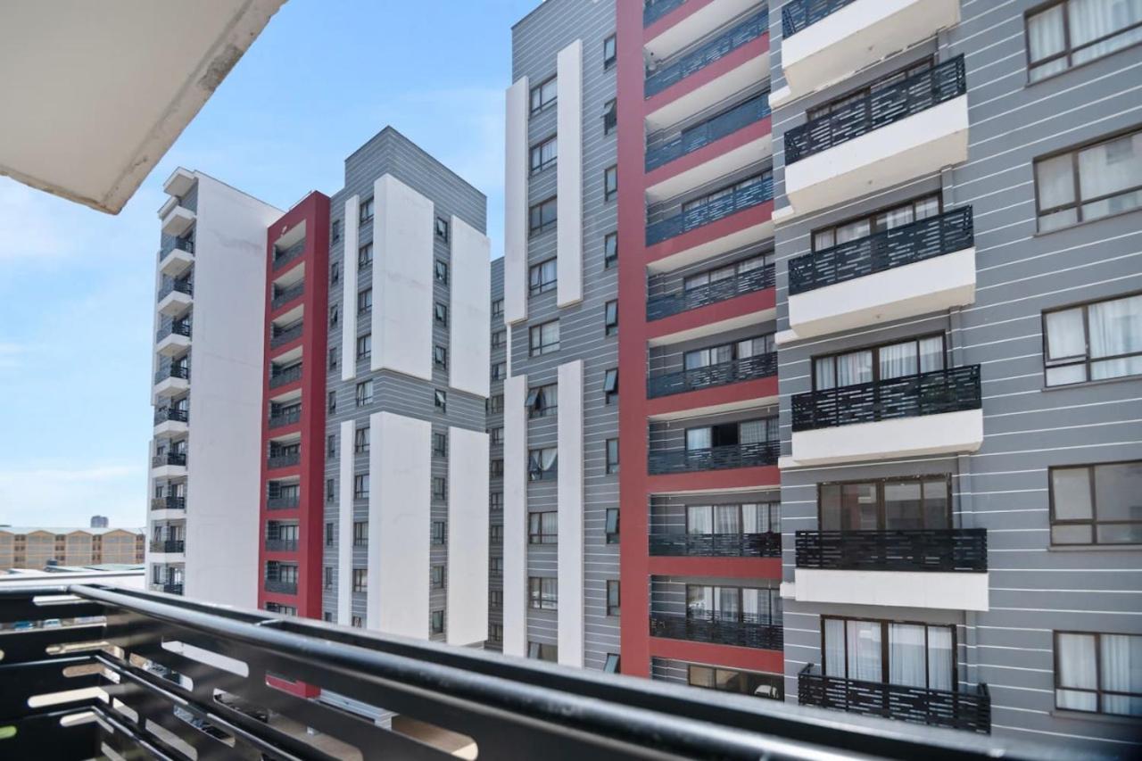 Apartment Stylish And Spacious 1bedroom With King Bed In Prime Location *