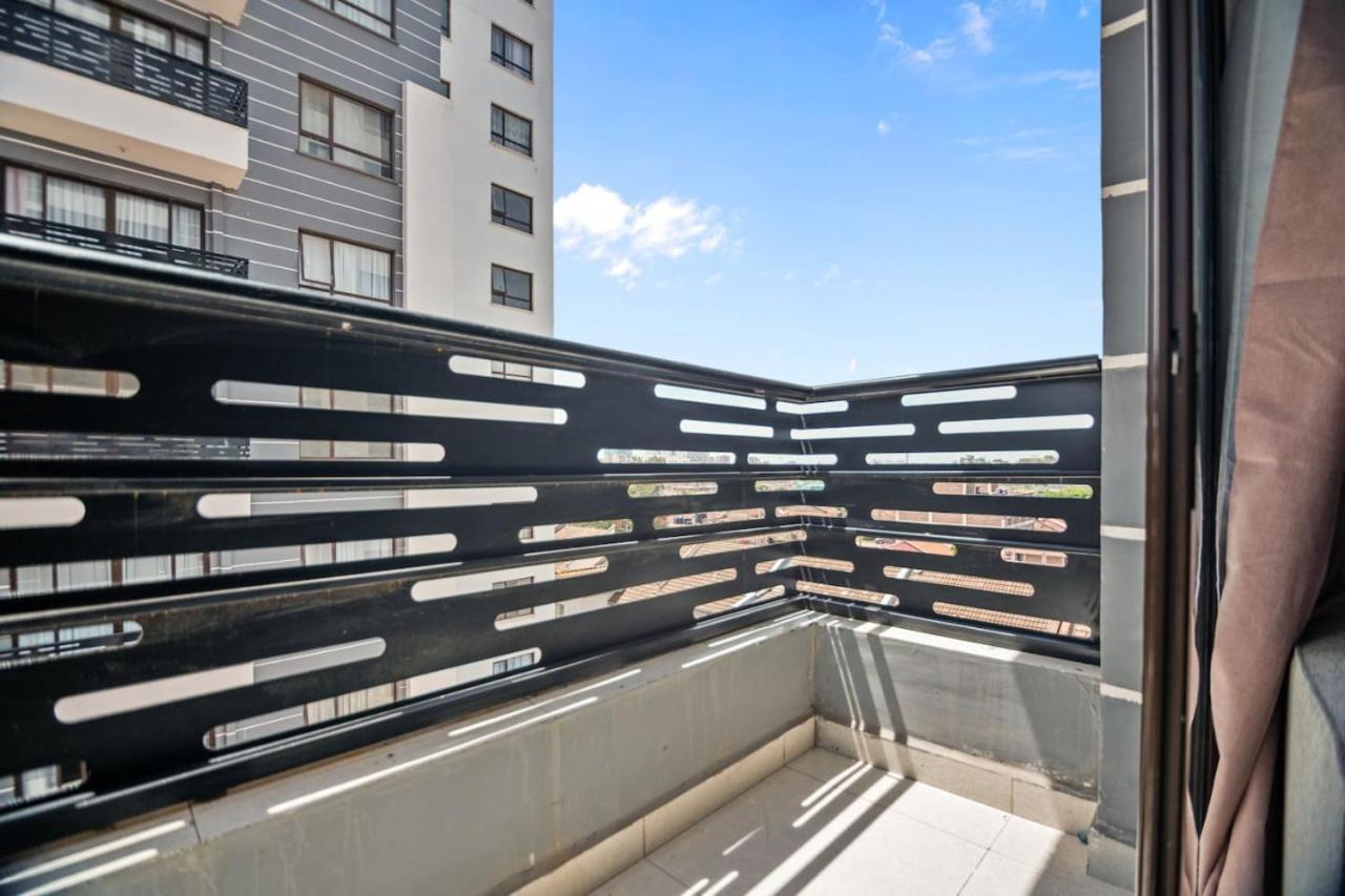 Apartment Stylish And Spacious 1bedroom With King Bed In Prime Location *
