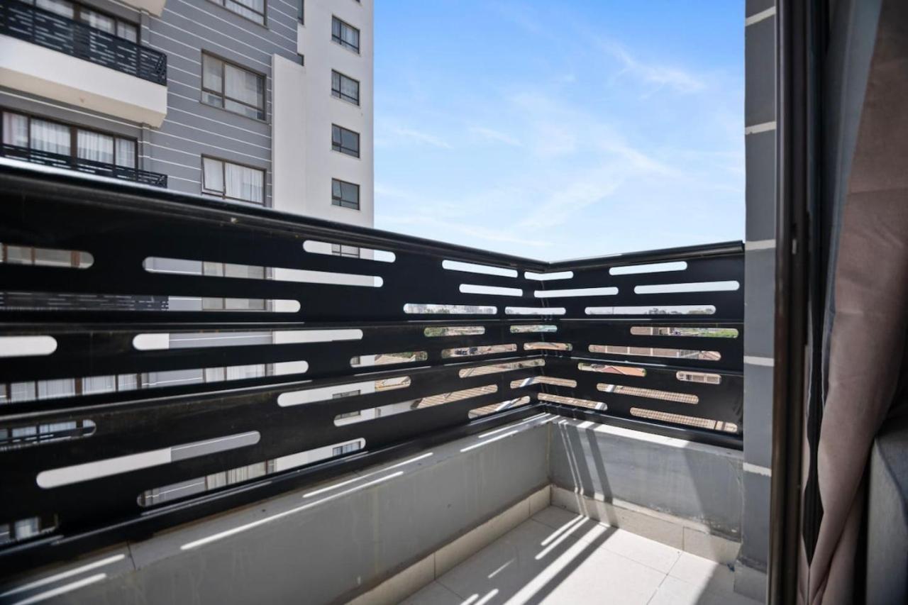 Stylish And Spacious 1bedroom With King Bed In Prime Location Nairobi