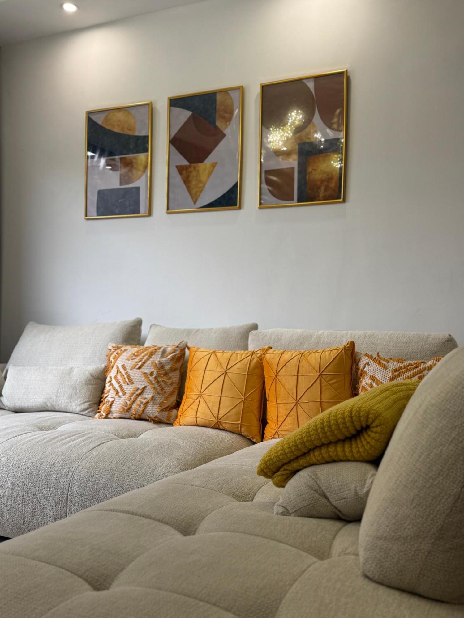 The Cozy Corner Apartment