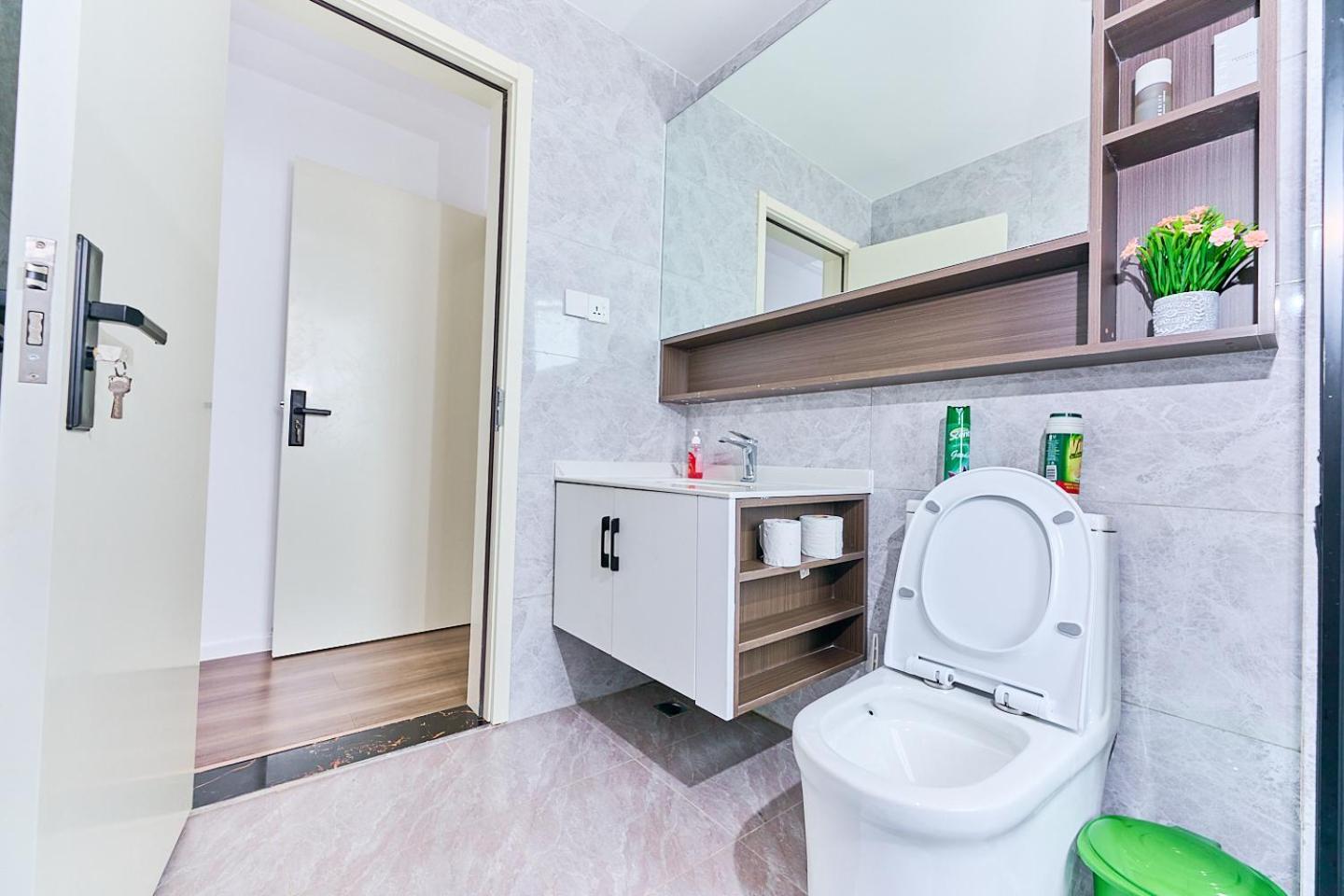 Alba Gardens A1606 Apartment *