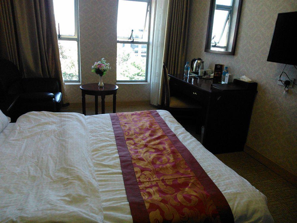 Hotel Nanchang 4*