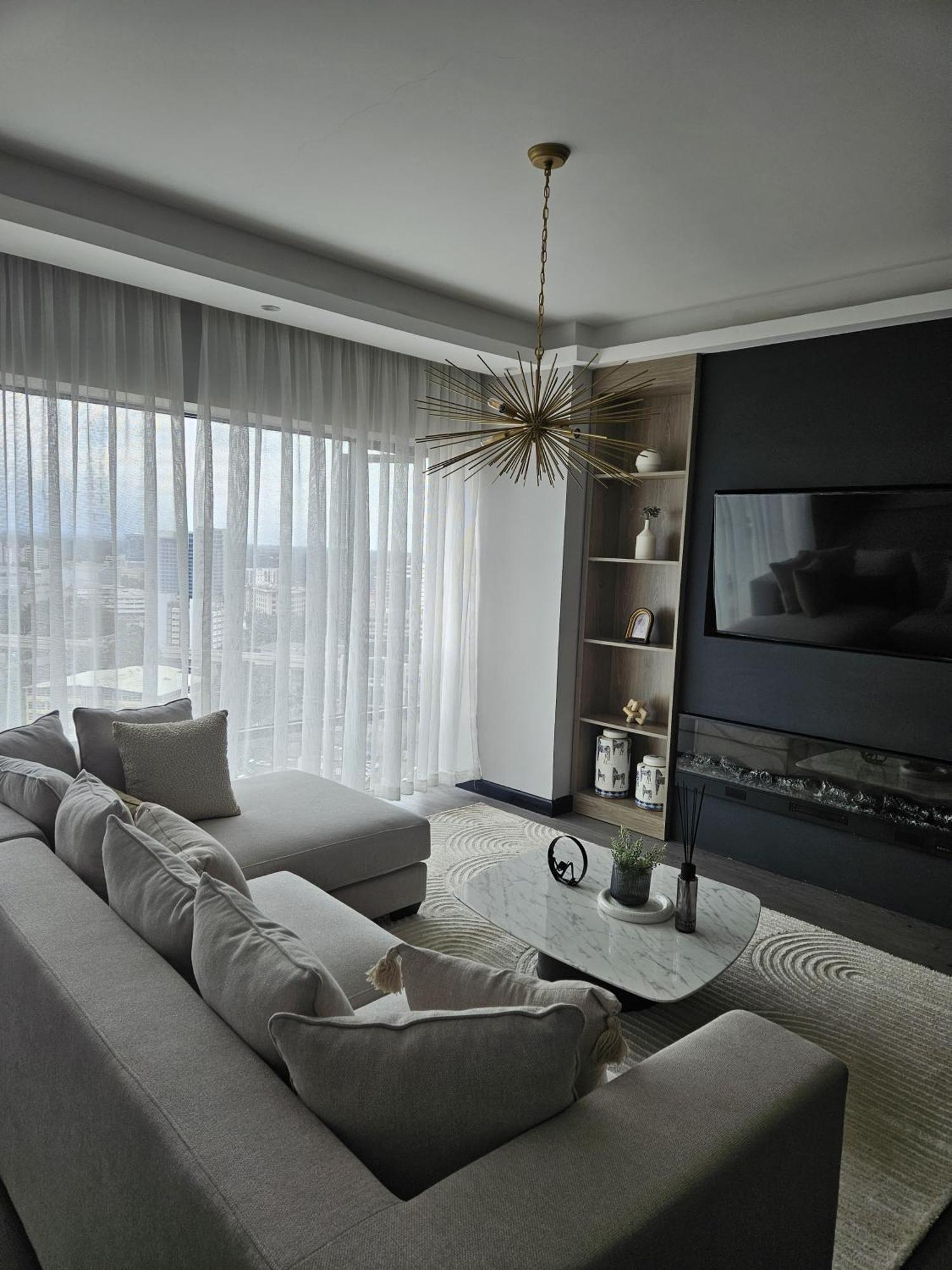 Escada Apartment1608 Castle Apartment