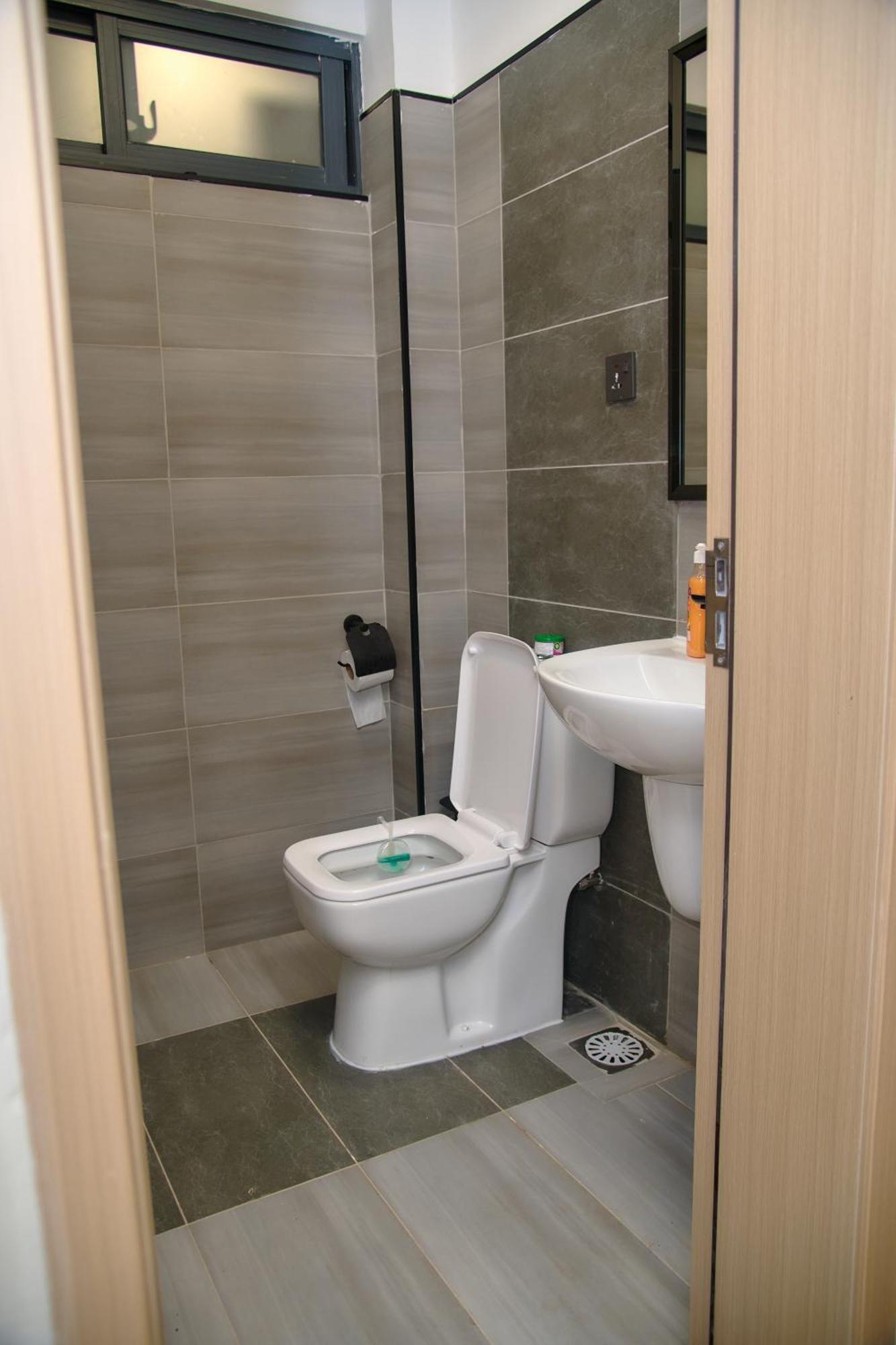 Modern Near Airport With Swimming Pool Apartment Nairobi