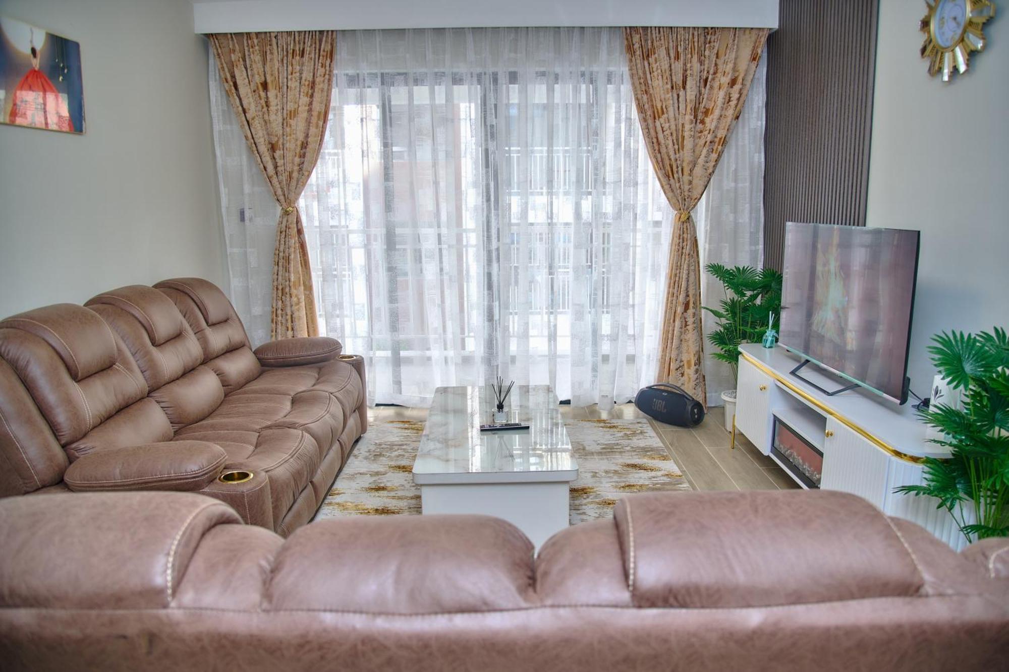 Apartment Modern Near Airport With Swimming Pool Nairobi