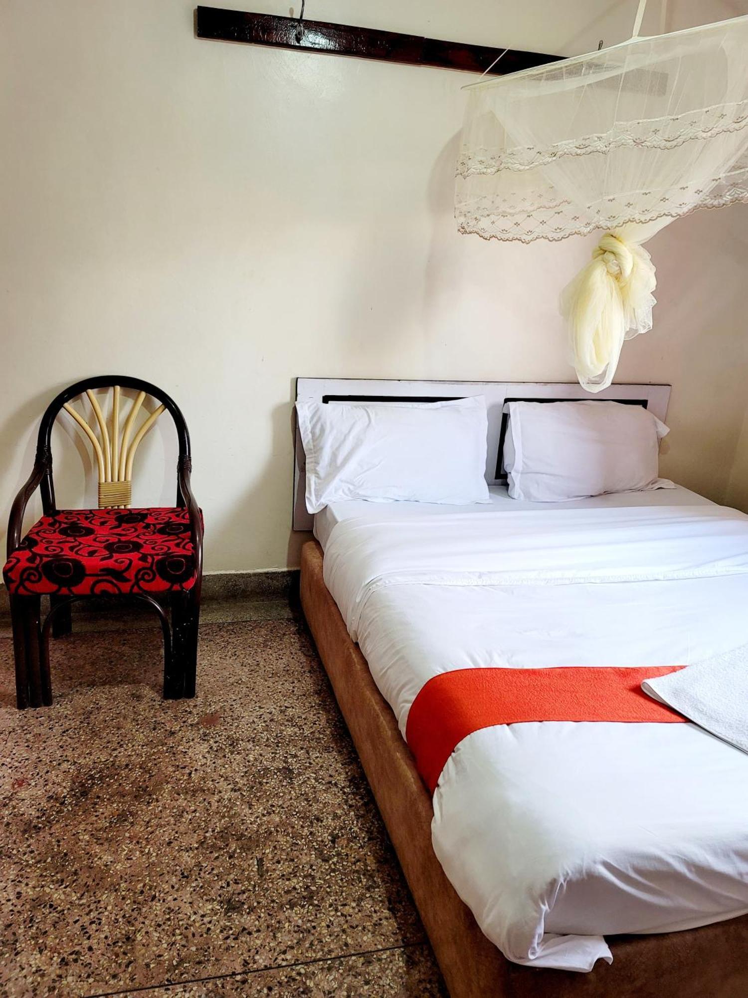 Space 2* Nairobi