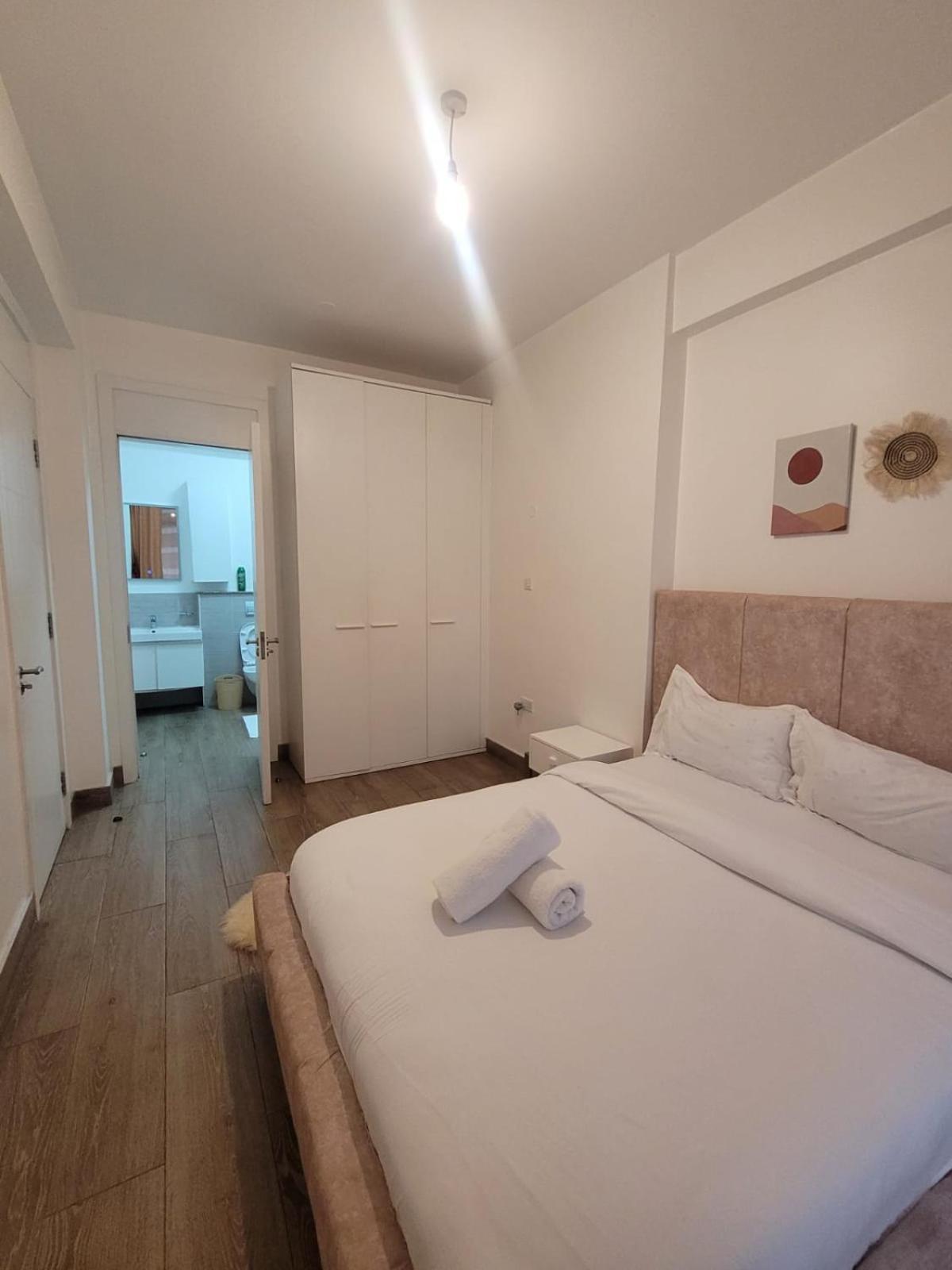 Apartment 2bed Highrise Westlands Away From *