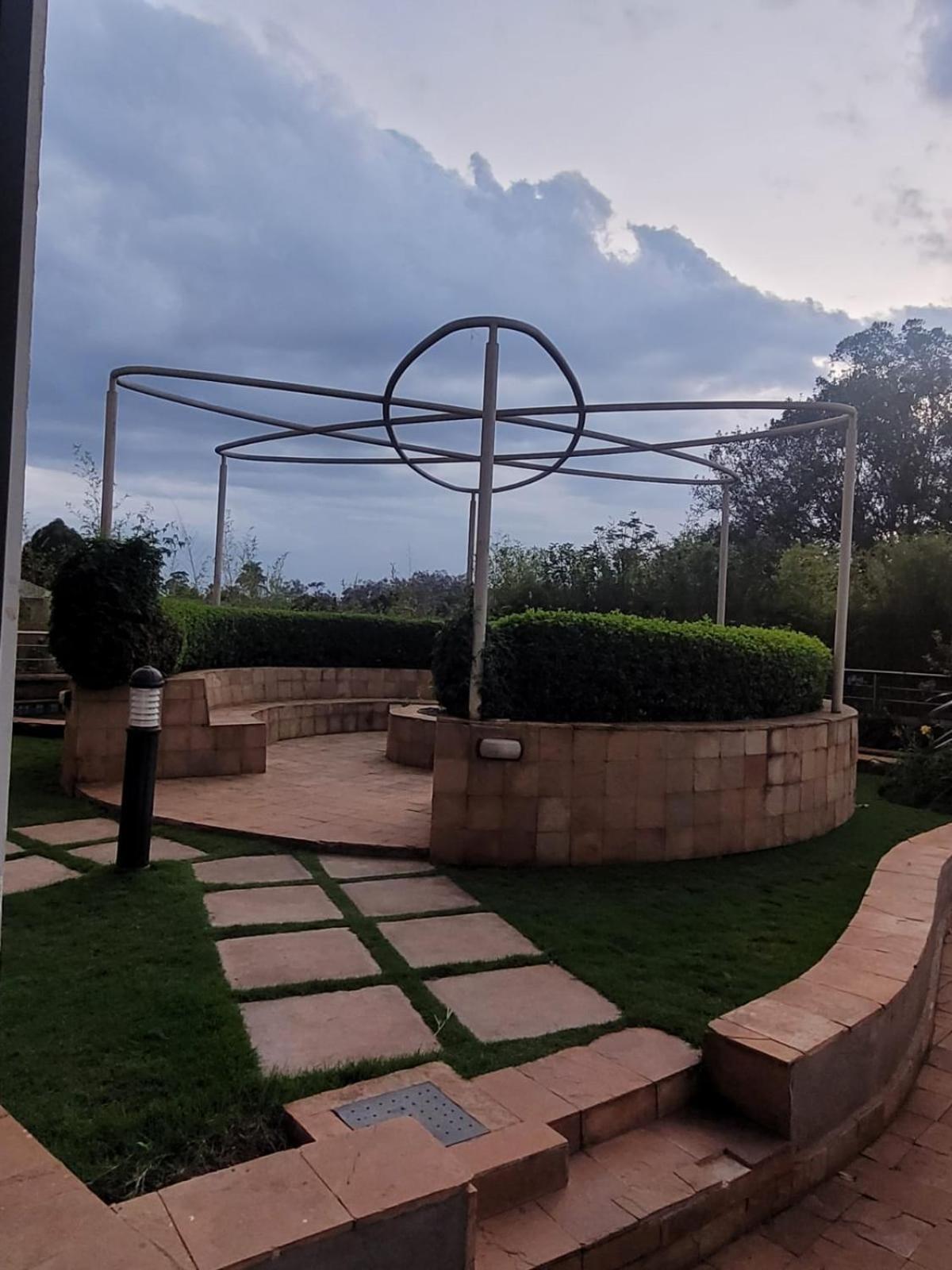 Apartment 2bed Highrise Westlands Away From Nairobi