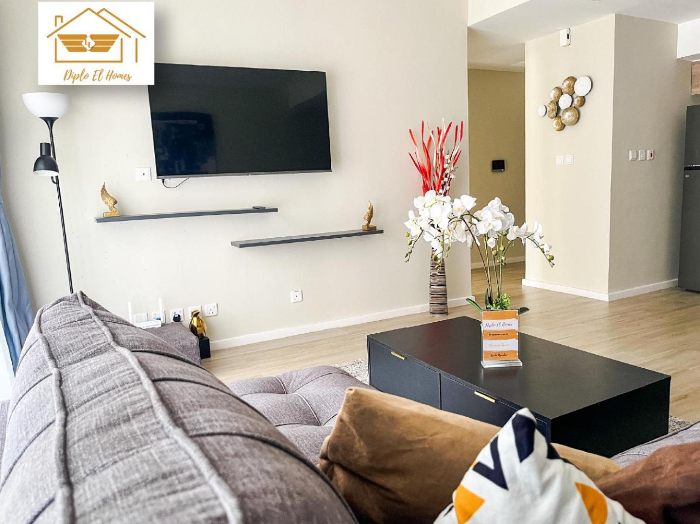 Stunning Residential In Riverside Drive Apartment
