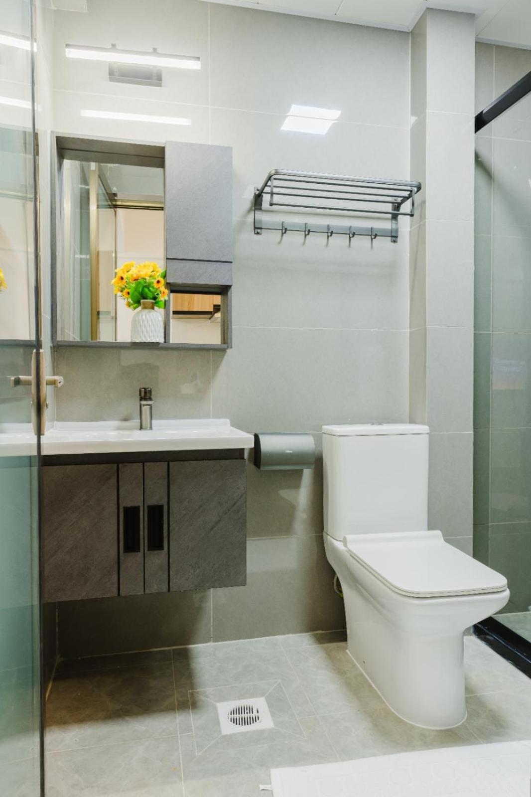 1 Bedroom At Winchester Gardens Riverside Drive Westlands * Nairobi