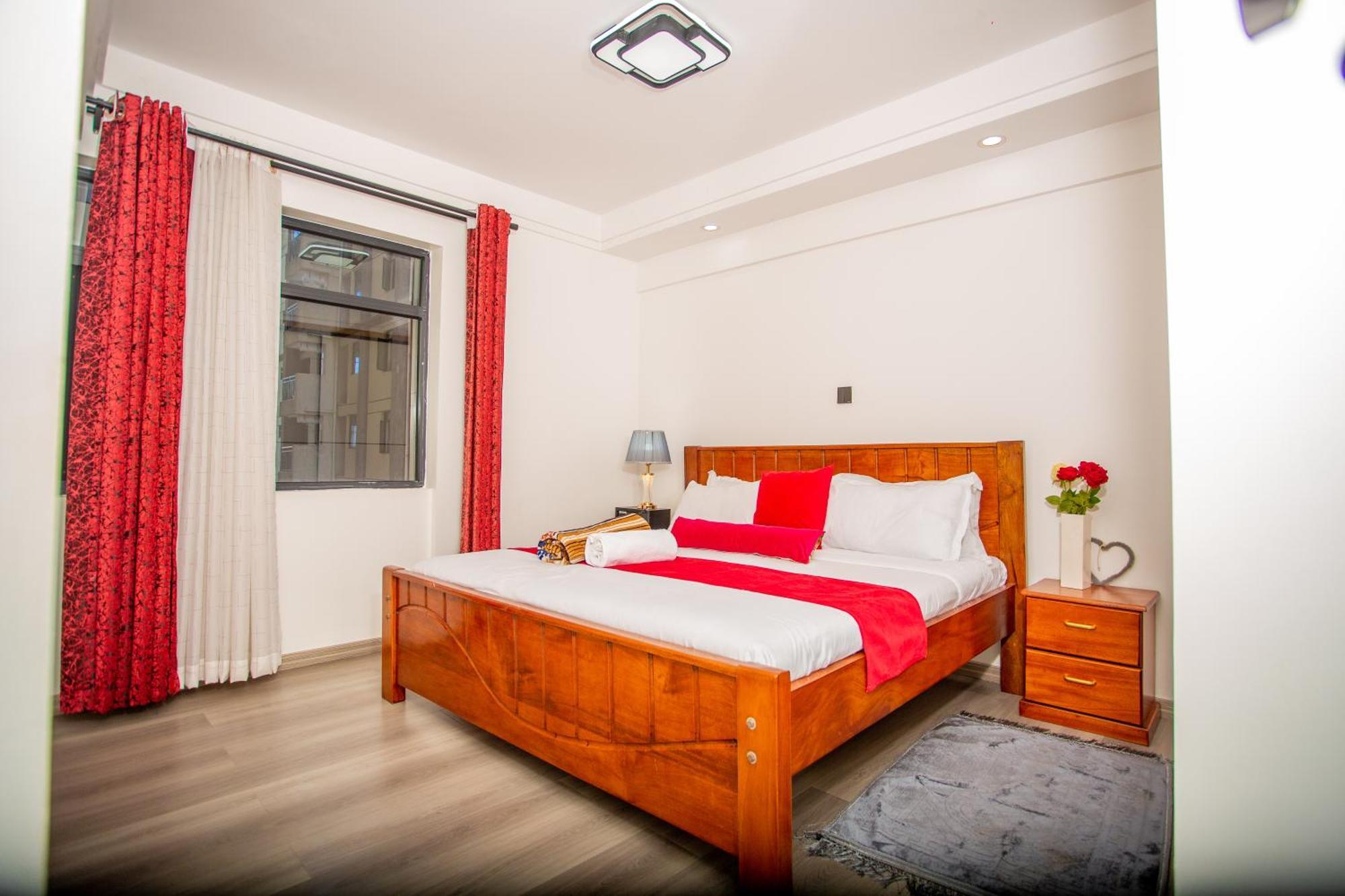 Clyde View Two Bedroom Easy Luxirious Kilimani Apartment *