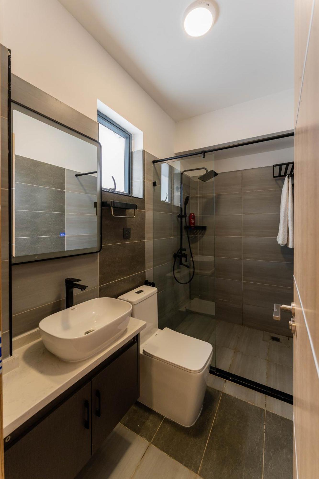 Makumbi 2br Near Jkia, Sgr Apartment *