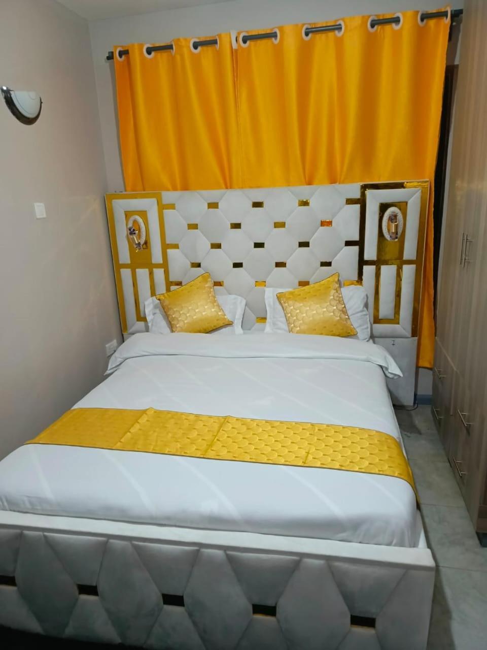 Bed & Breakfast Bnb,ngong Road *