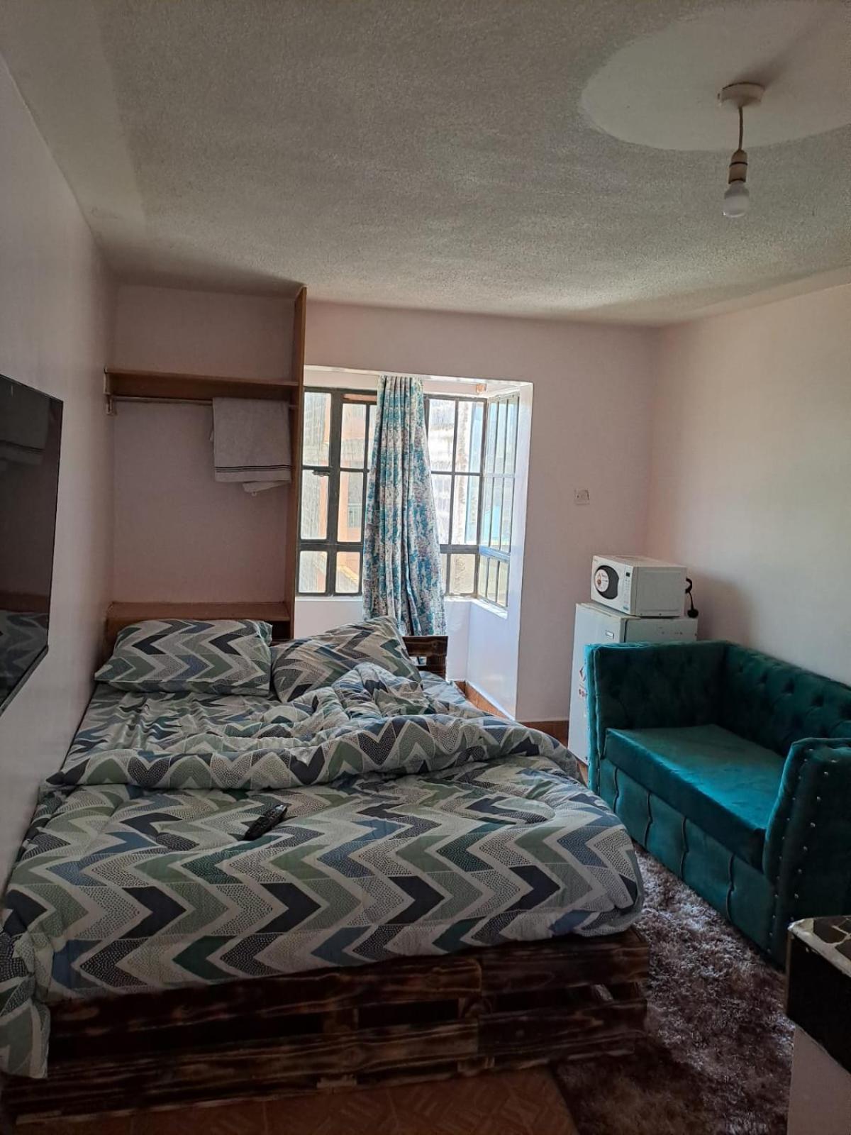 1 Bed & Breakfast Nairobi