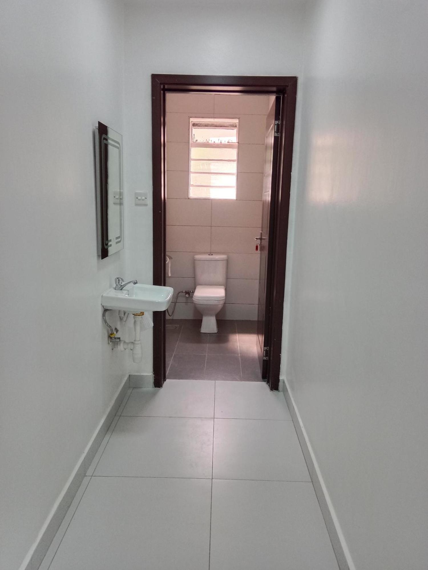 Royale Westlands *