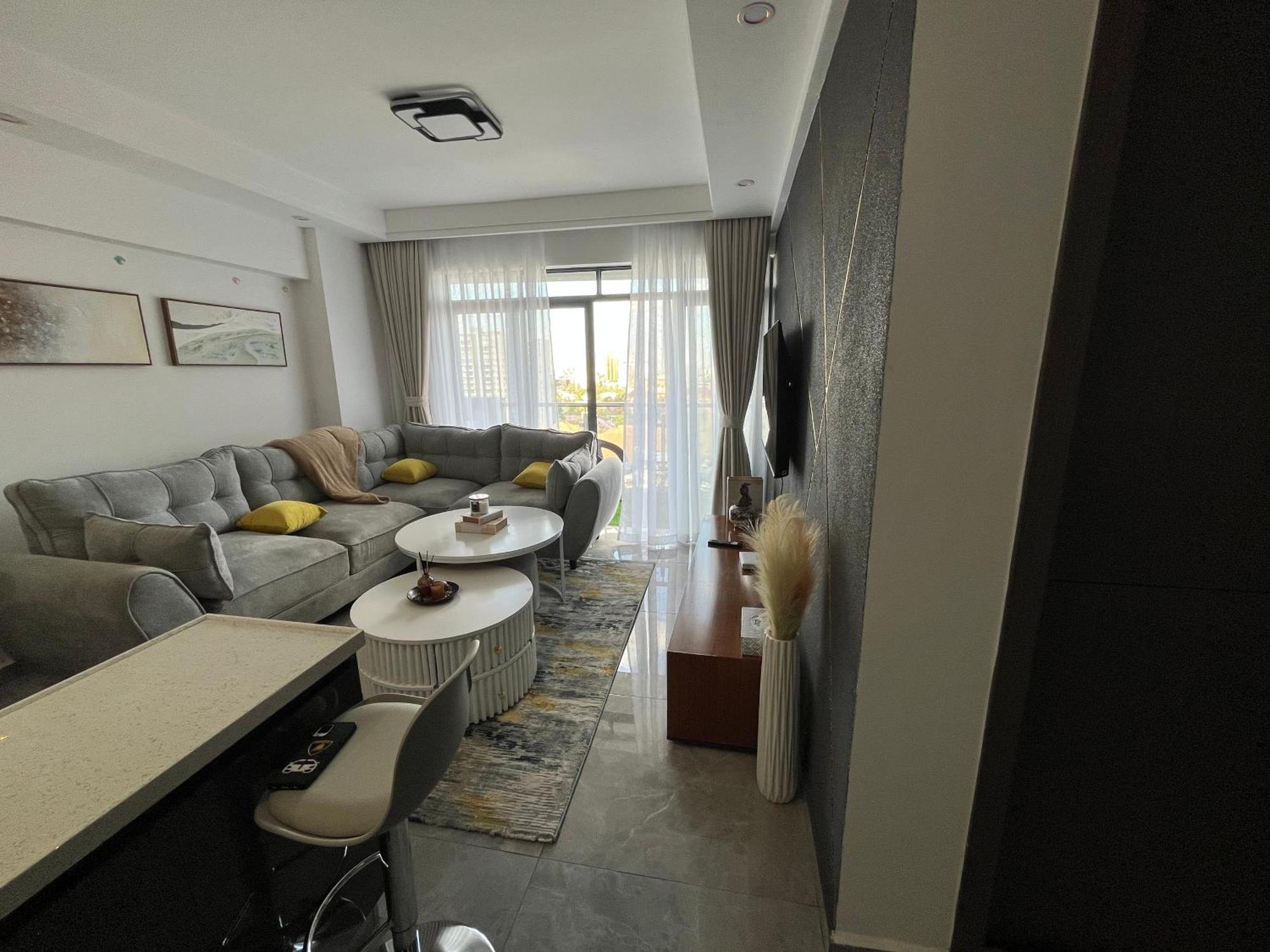 Aurora Smart Homes Oasis Gardens Apartment *