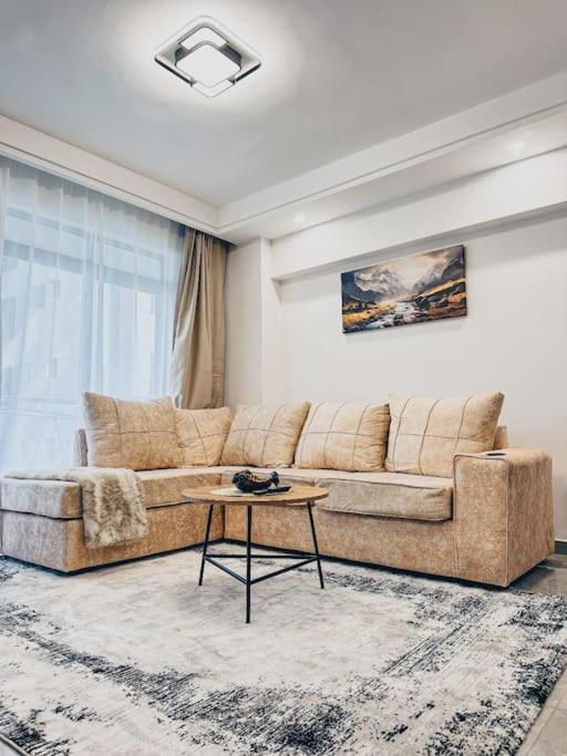 1 Bedroom Lavington Oasis Leisure *