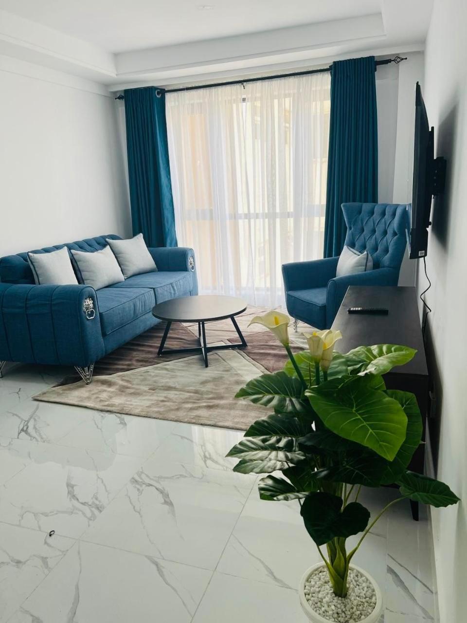 Apartment Kilimani One Bedroom Nairobi, Kenya *