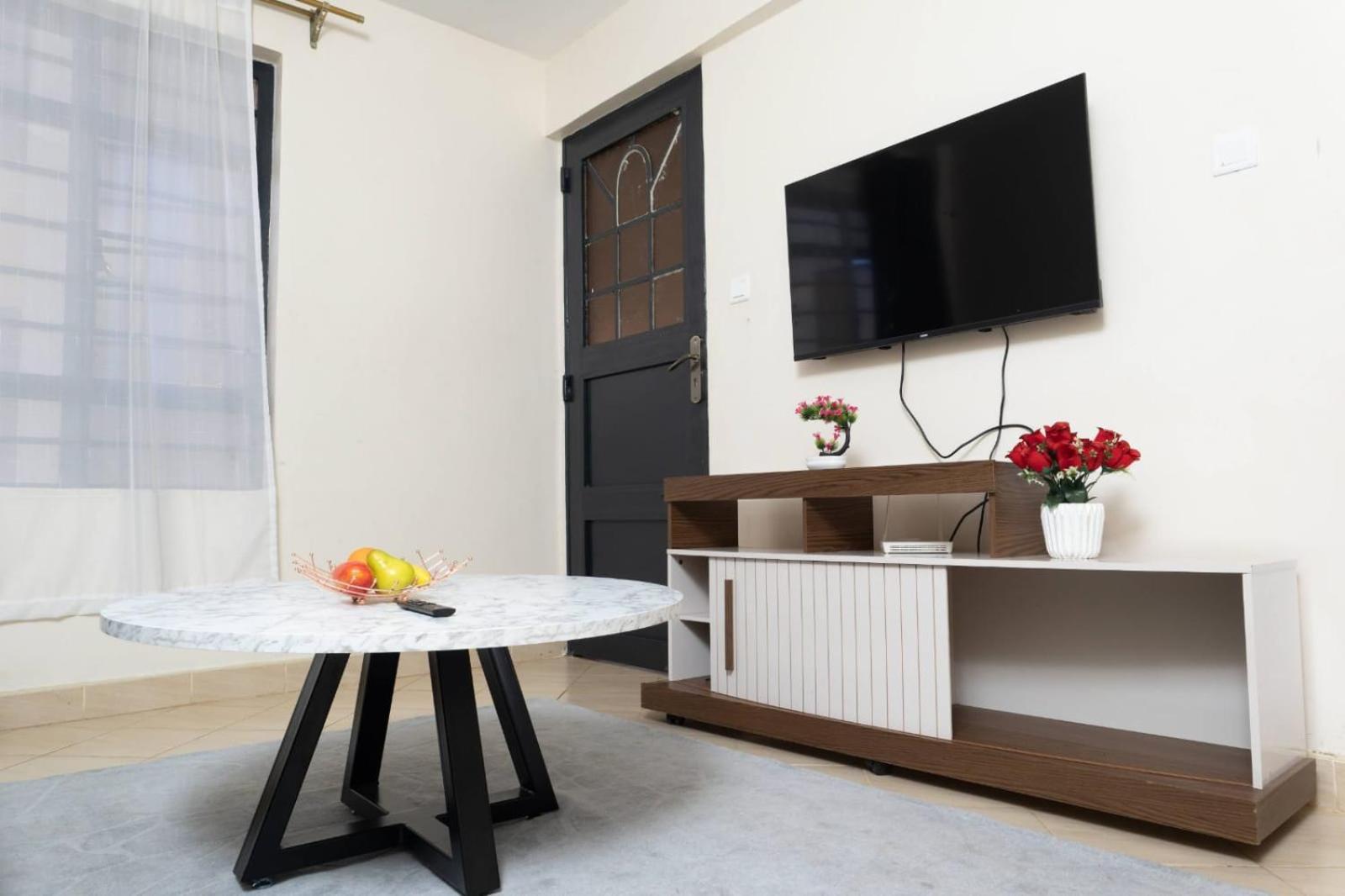 Cosy 1br 43' Smart Tv * Nairobi