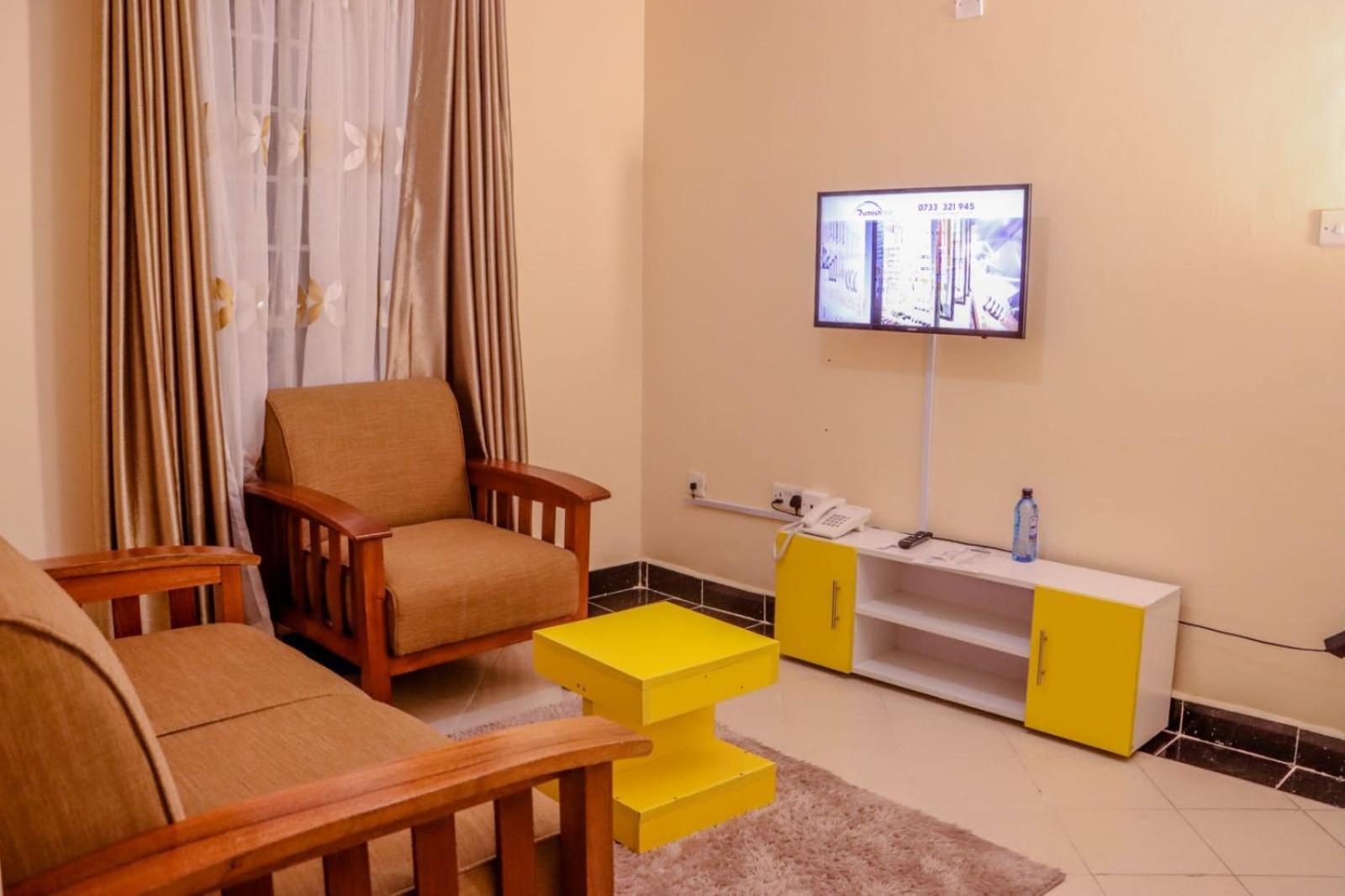 Dayo And 3* Nairobi