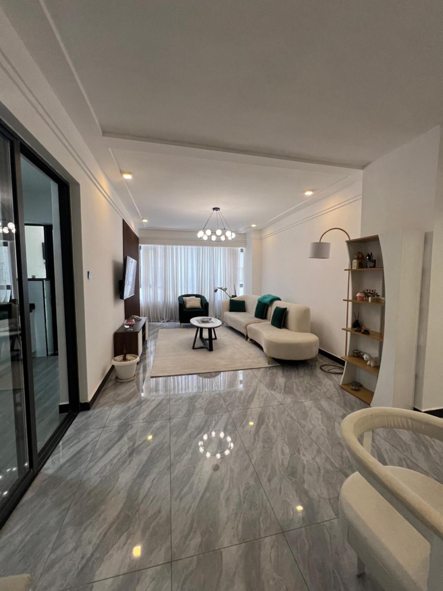 Elegant Spacious Two Bedroom Apartment-swimming Pool Included * Nairobi