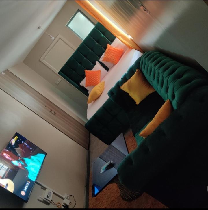 Jessy Guest house *