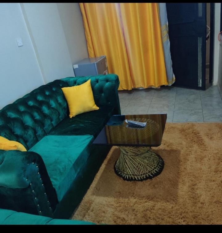 Jessy Guest house *