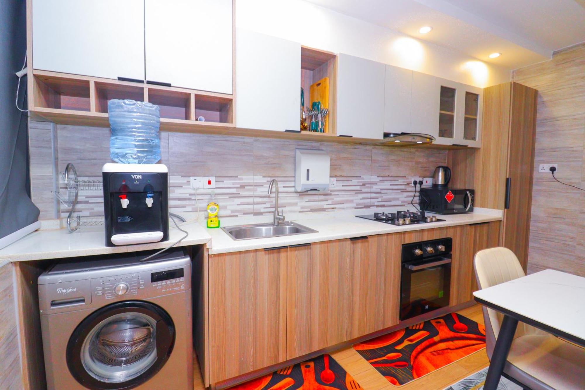 Modern 1 Bedroom With Heated Pool And Gym