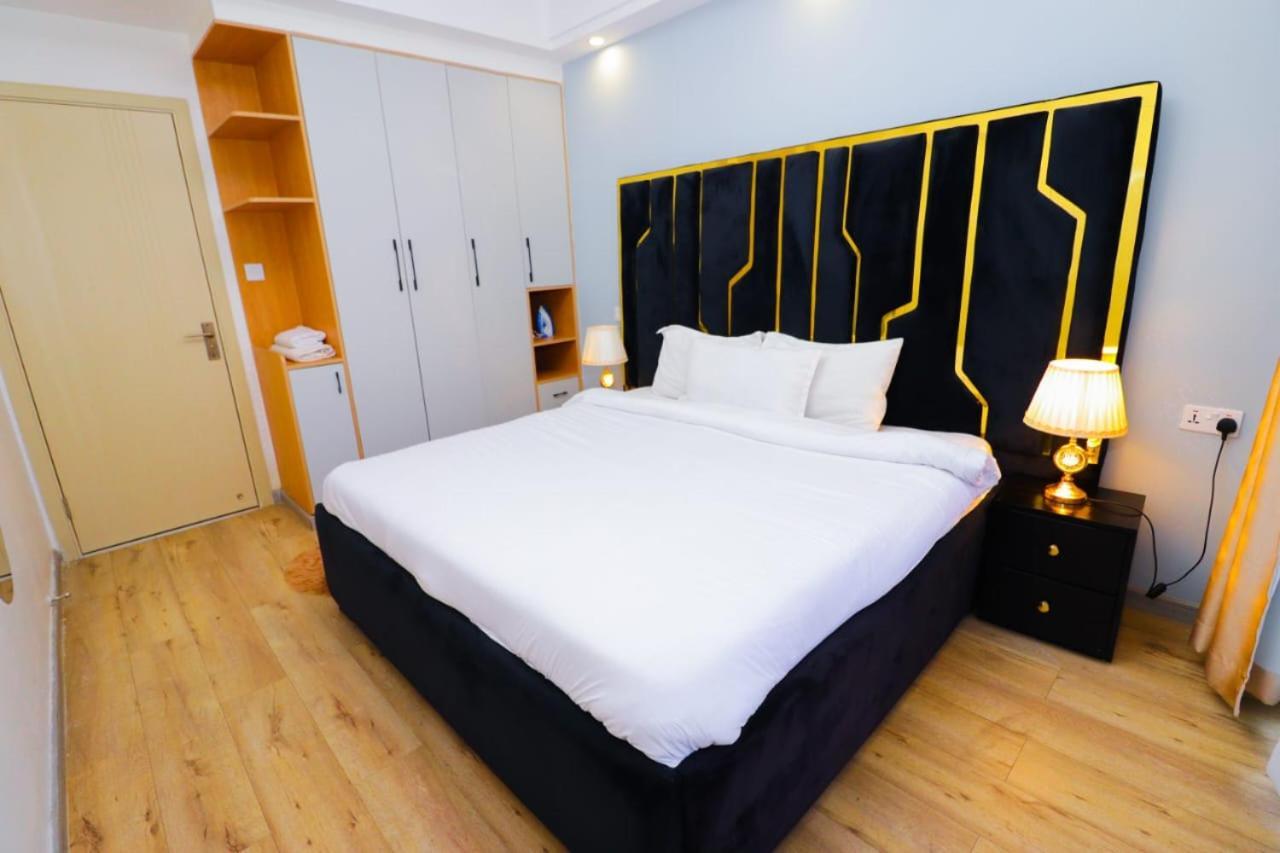 Modern 1 Bedroom With Heated Pool And Gym *