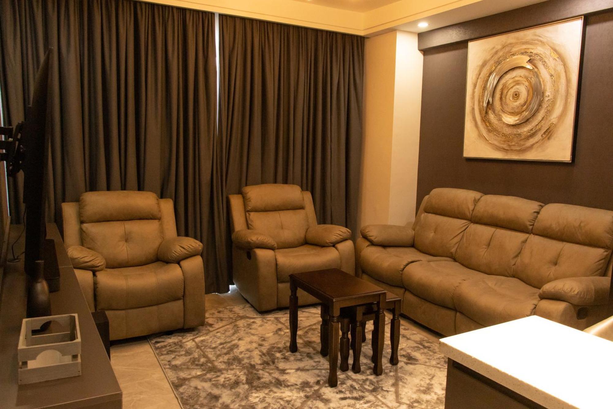Dnd Homes Apartment *