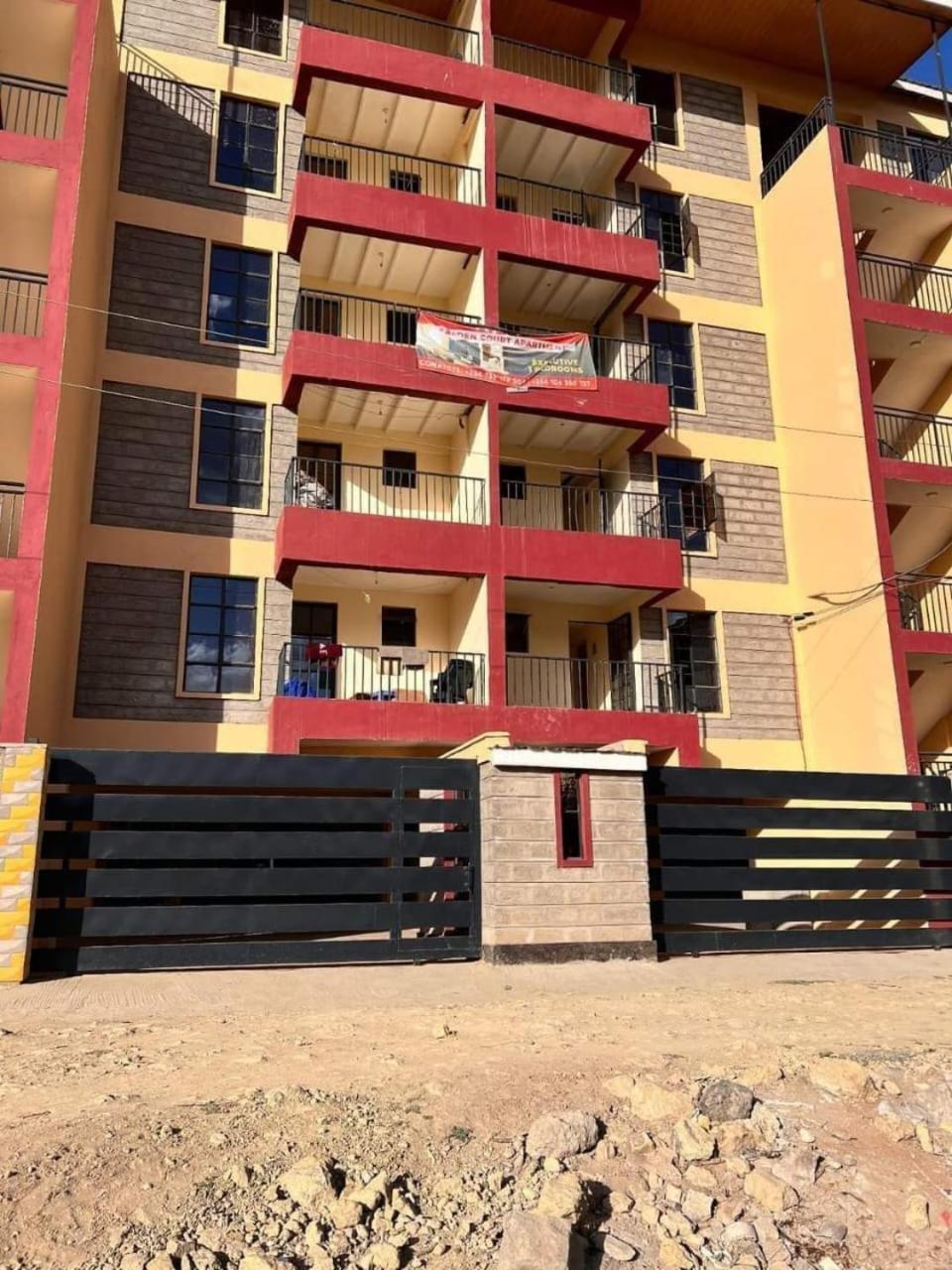 Farrey Homes 1 Apartment