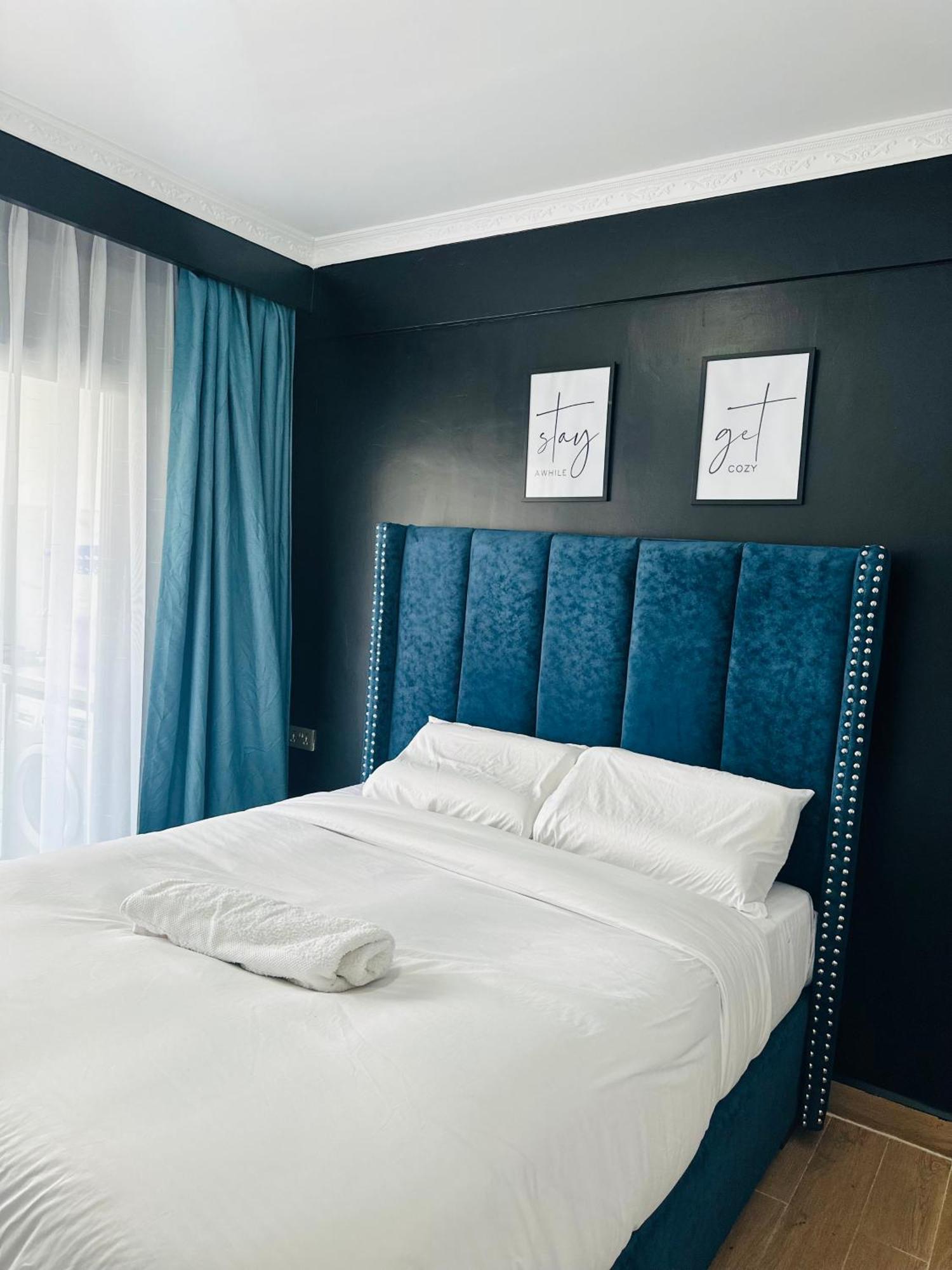 Kilimani Smarthomes Serviced Luxury One Bedroom Apartment *