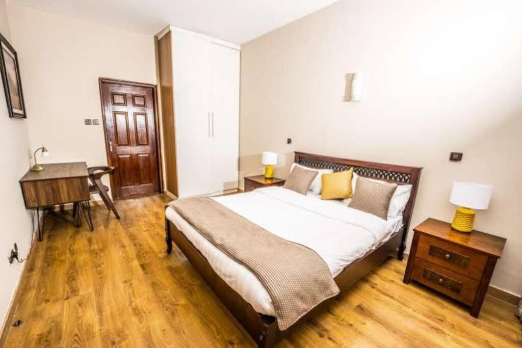 Apartment Contemporary 2 Bedroom Furnished Serviced In Lavington, Nairobi, Kenya
