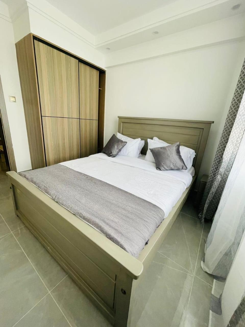 Aparthotel Capital Rise