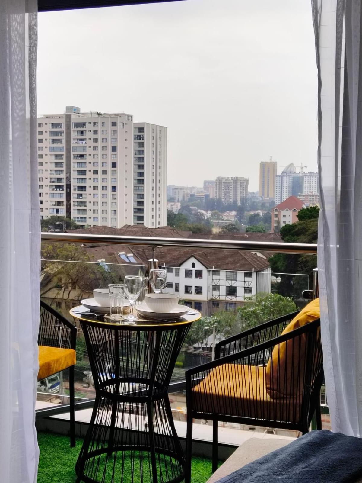 One Bedroom-lavington, Oasis Gardens *