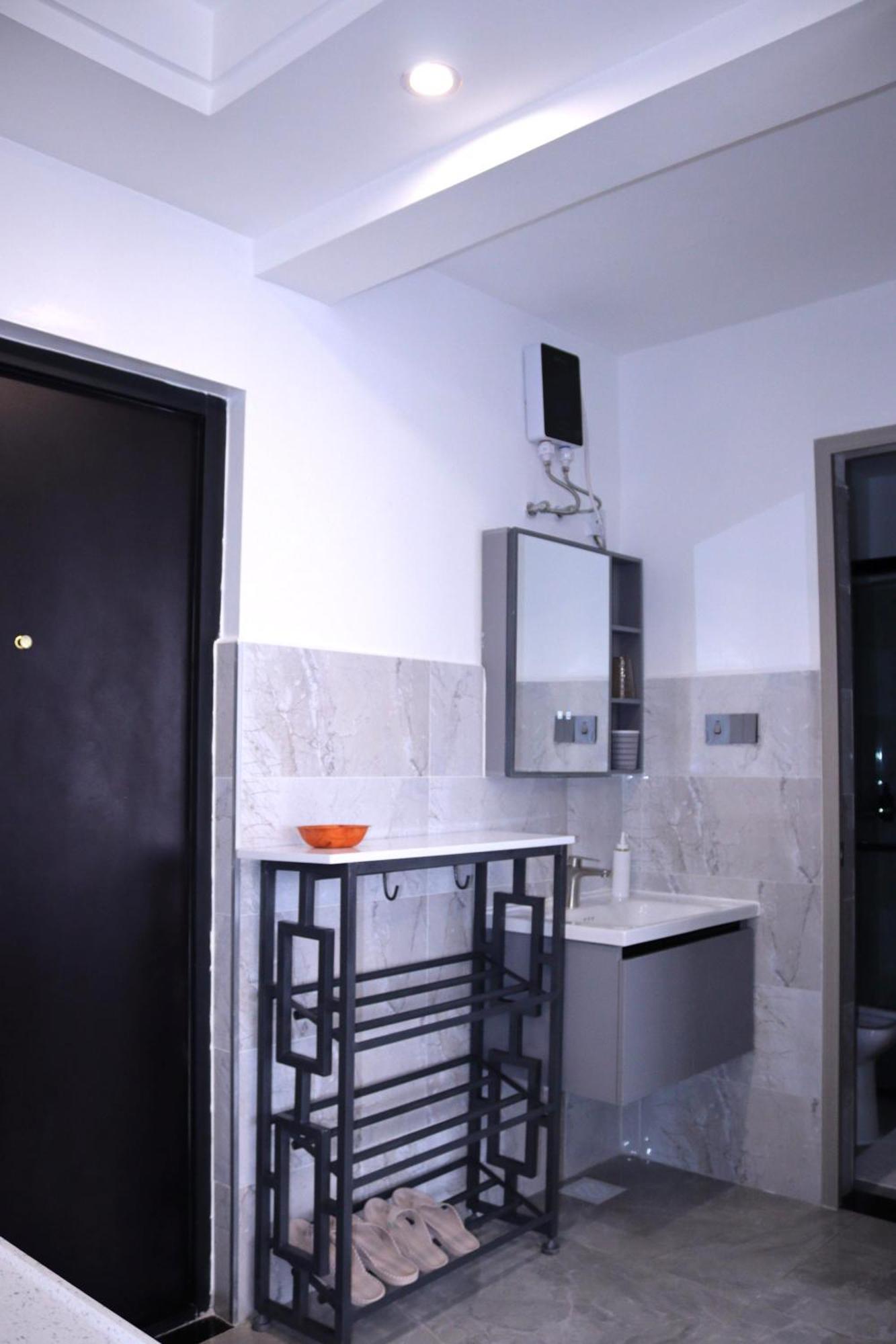 Apartment One Bedroom-lavington, Oasis Gardens *