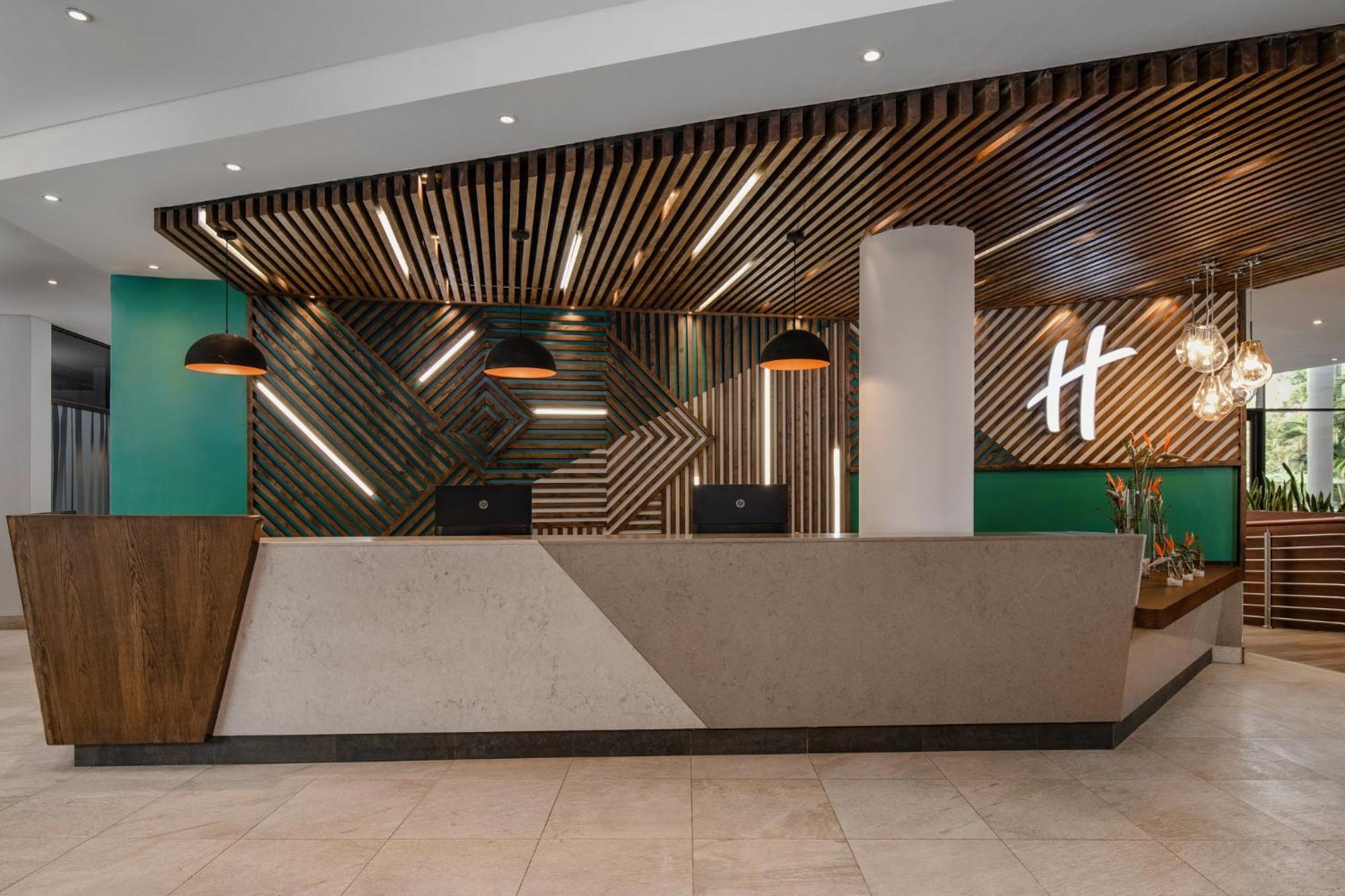- Two Rivers Mall By Ihg Hotel