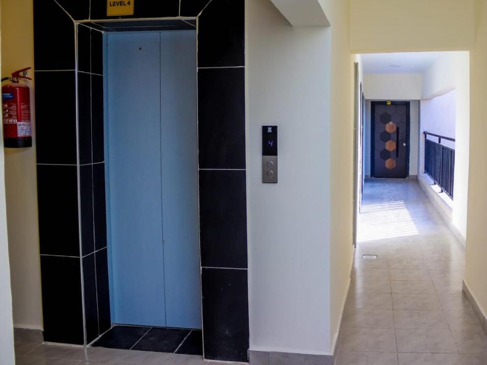 Peaceful And Unique Airport Apartment *