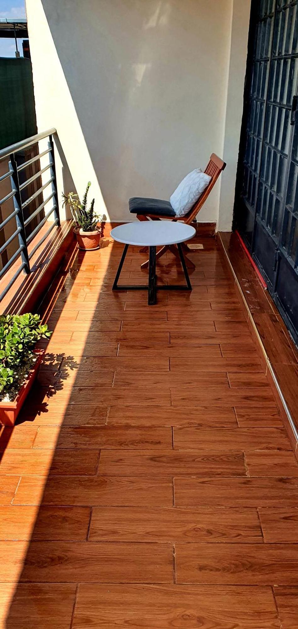 Rosslyn Hill One Bedroom Apartment *