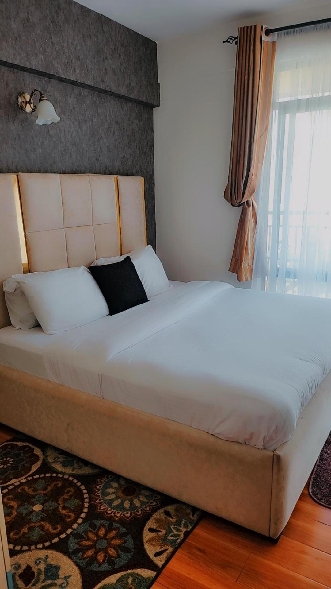 Kilimani One Bedroom With Extra Apartment Nairobi