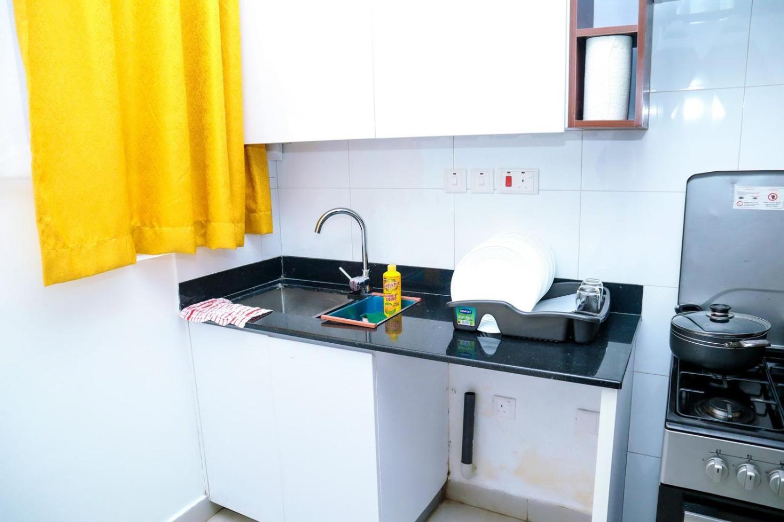 Apartment Lorrah's Furnished Apartments, Enkang