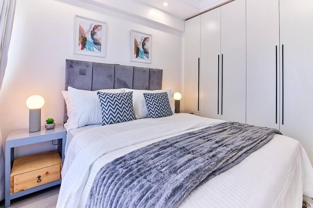 Luxury And Modern 2 Bdr *