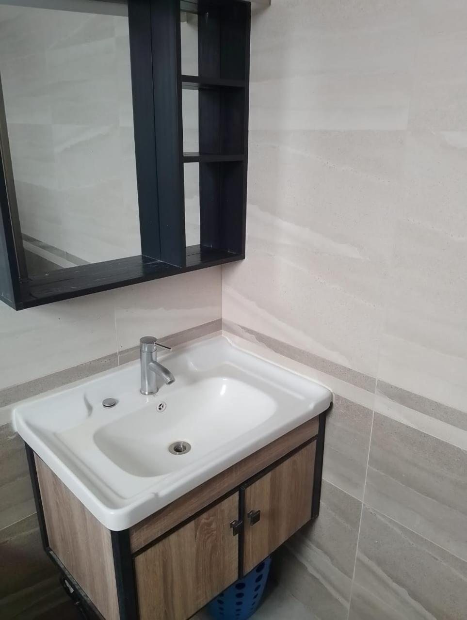 Apartment Pretty 2 Bedroom At Vesta Garden *