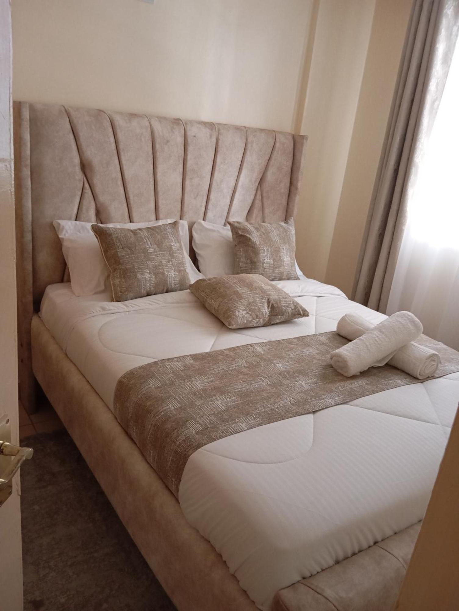 Papino Apartments, South B Bed & Breakfast Nairobi