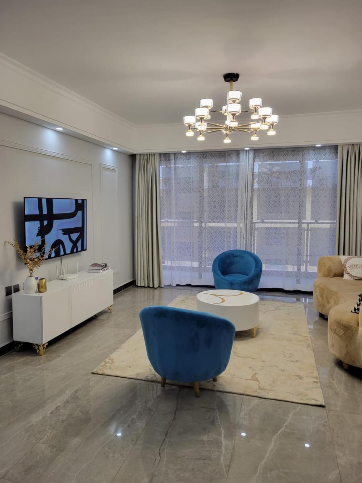 Apartment Executive Cozy With Fully Equipped Gym Heated Swimming Pool And Amazing Scenic Views And Ample Parking And Children Playing Ground