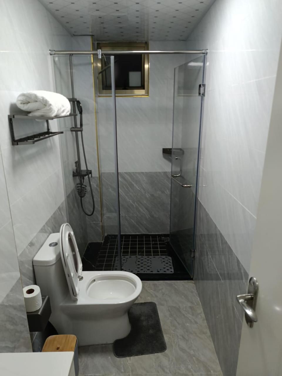 Executive Classy Two Bedroom With Well Equipped Gym And Heated Swimming Pool And Ample Parking Space Apartment Nairobi