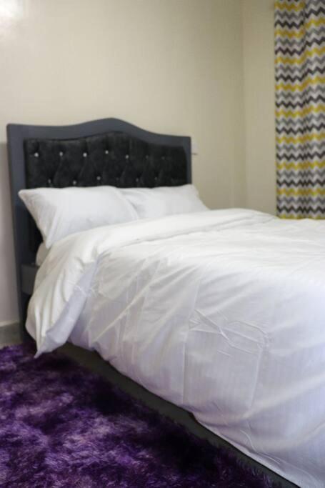 Apartment Luxury 3 Bedroom At Kamakis Green Spot Gardens *