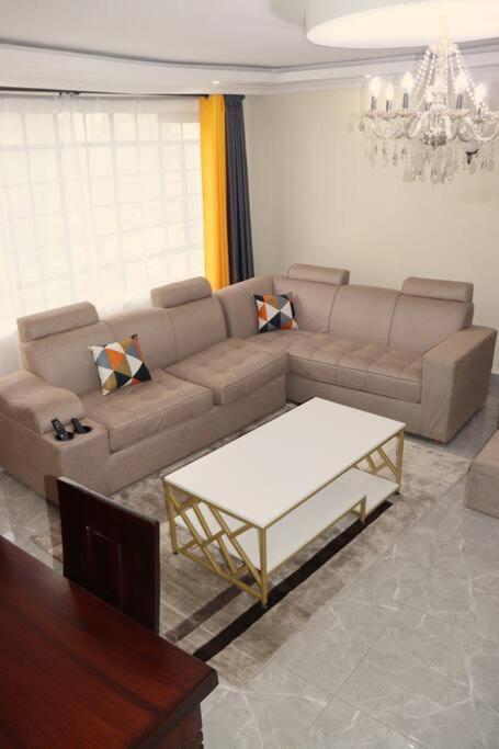 Luxury 3 Bedroom At Kamakis Green Spot Gardens * Nairobi